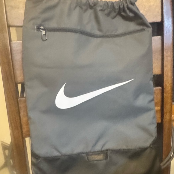 Nike Other - Nike Black and White Sports Sack